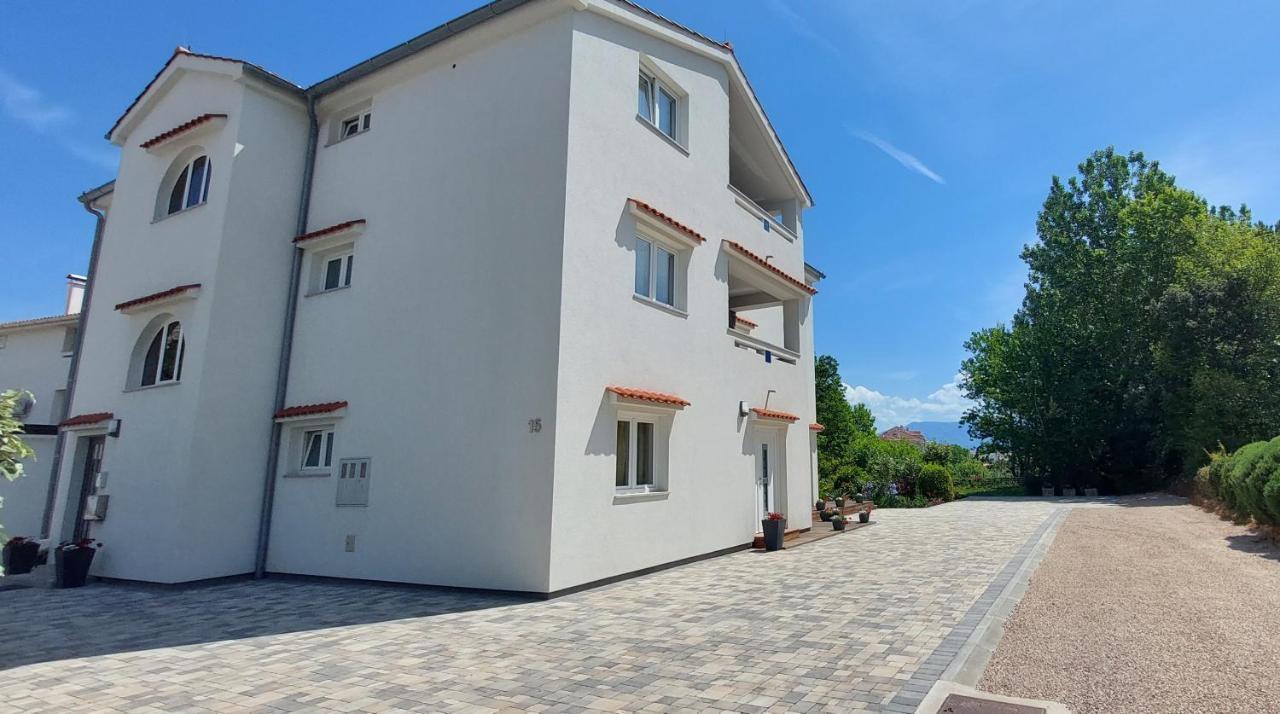 Apartments Matea I Baška Eksteriør bilde