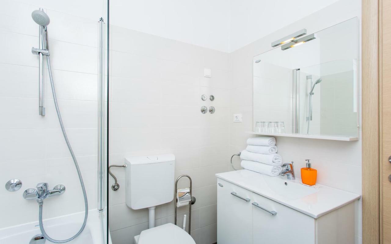 Apartments Matea I Baška Eksteriør bilde